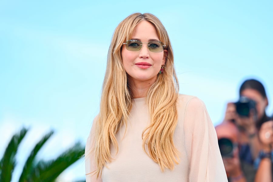 Jennifer Lawrence wearing Oliver Peoples sunglasses at the 2025 Cannes Film Festival.