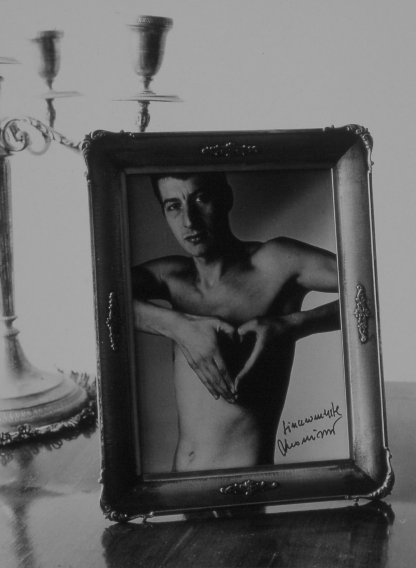 œuvre de Maurizio Cattelan, Lessico familiare (part.) (1989)