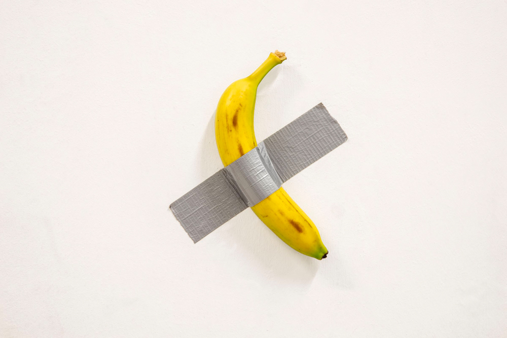 œuvre de Maurizio Cattelan, Comedian (2019)