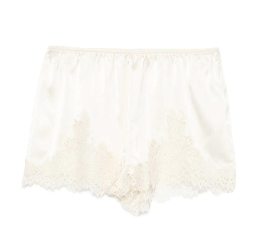 short de lingerie en soie et dentelle tendance printemps-ete 2026