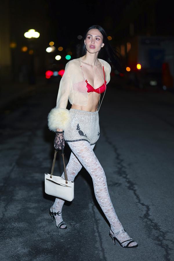 amelia gray en short tendance printemps-ete 2026