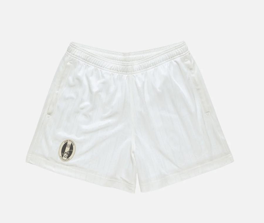short décontracté oversized tendance printemps-ete 2026 acne studios