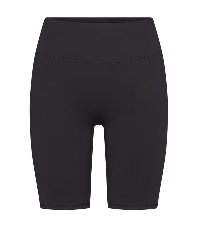 short cycliste tendance printemps-ete 2026 skims