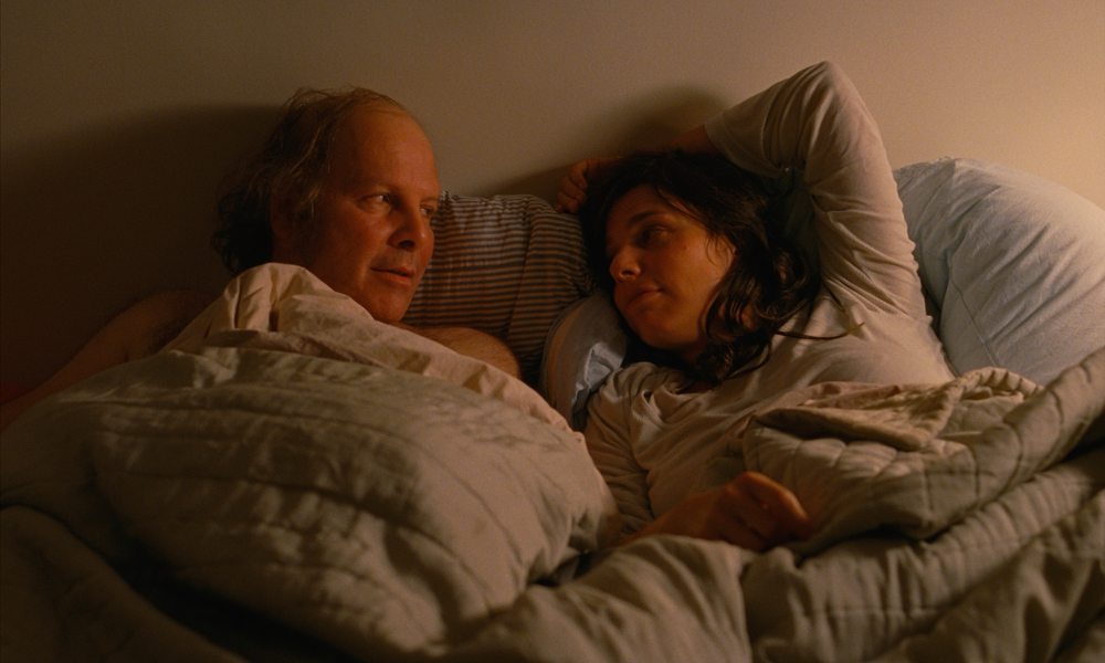 Photo des acteurs Sophie Letourneur et Philippe Katerine dans le film Voyages en Italie (2023) de Sophie Letourneur.