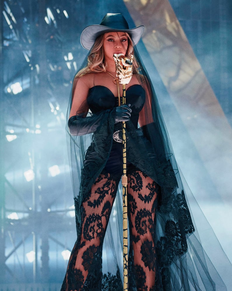 Photo de Beyoncé en Dolce & Gabbana pendant sa tournée Cowboy Carter Tour.