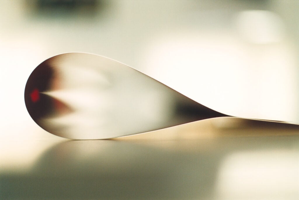 Wolfgang Tillmans, Paper Drop (Star) (2006)