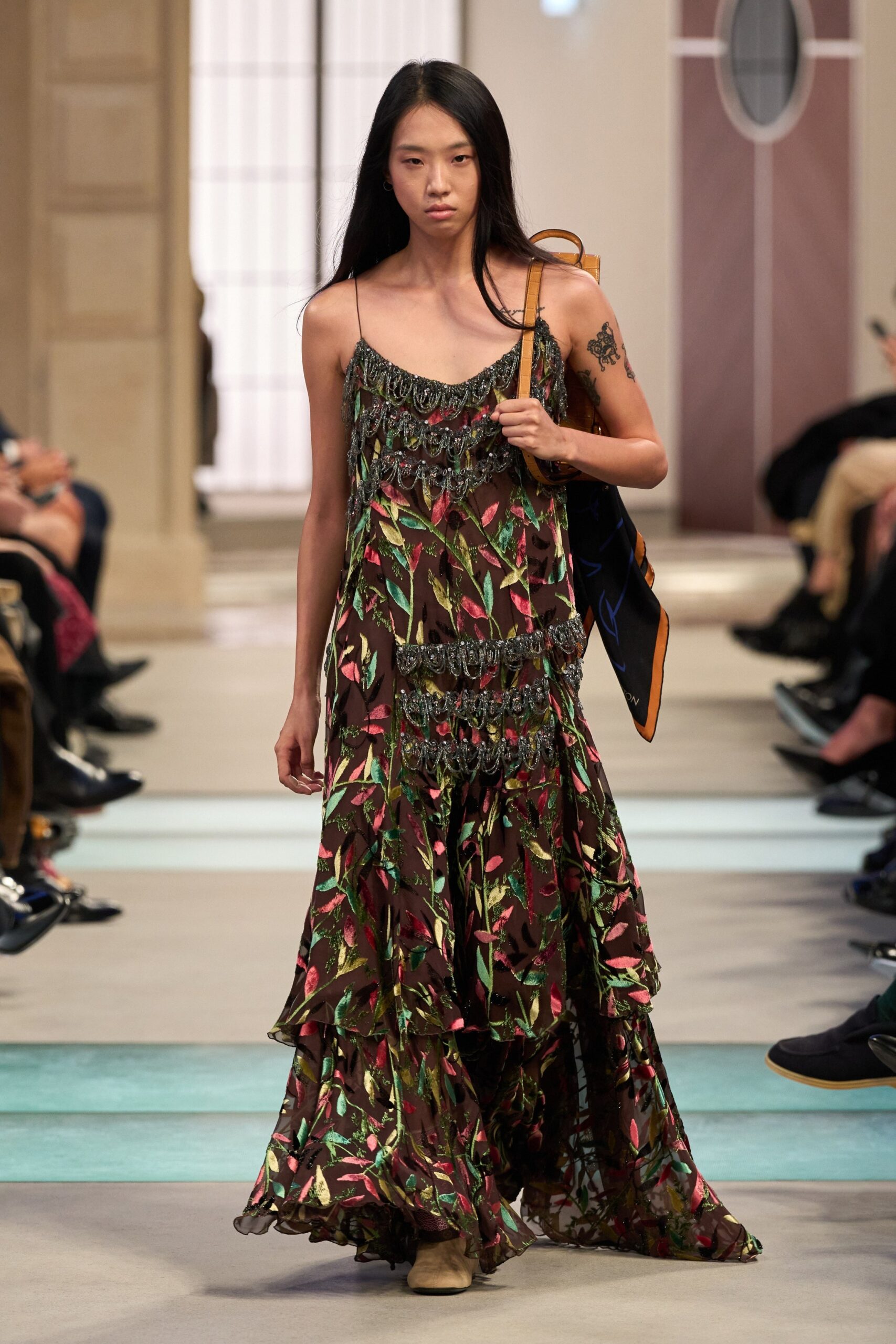 robe bohème indue sleaze Louis Vuitton