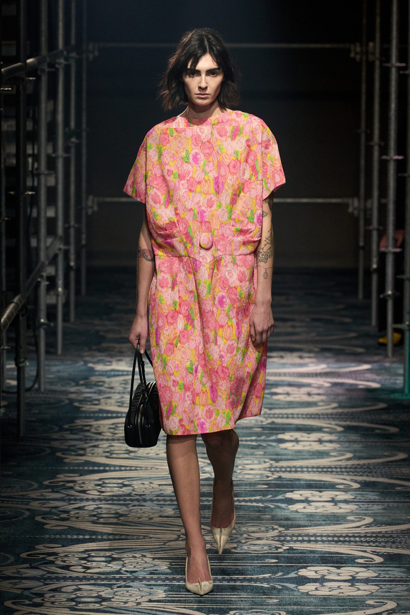 tendance fleurs automne-hiver 2025-2026 Prada