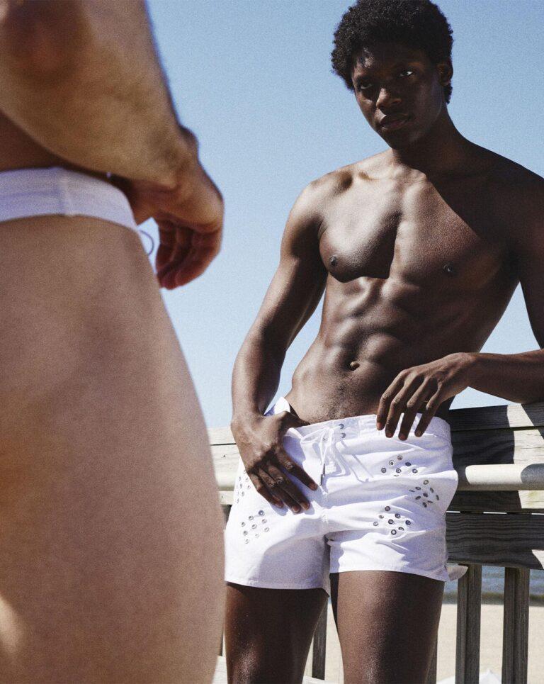 Les maillots de bain Ludovic de Saint Sernin © Stuart Winecoff.