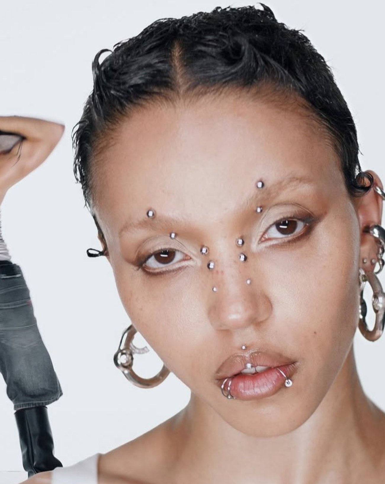 La chanteuse FKA twigs.