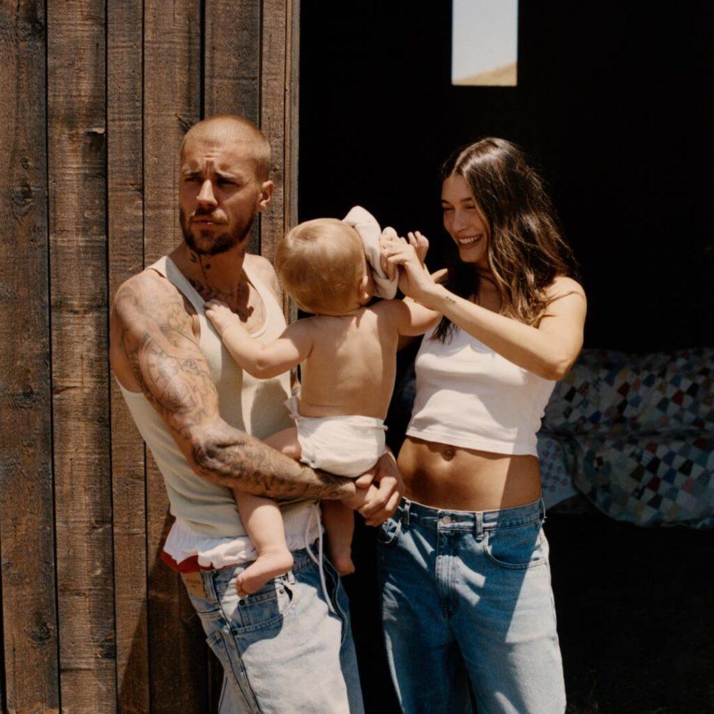 Justin Bieber, Hailey Bieber et leur enfant.