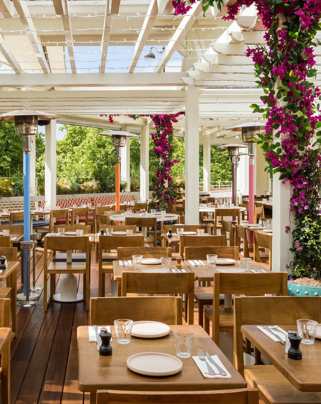 La terrasse du restaurant Auteuil à Paris.