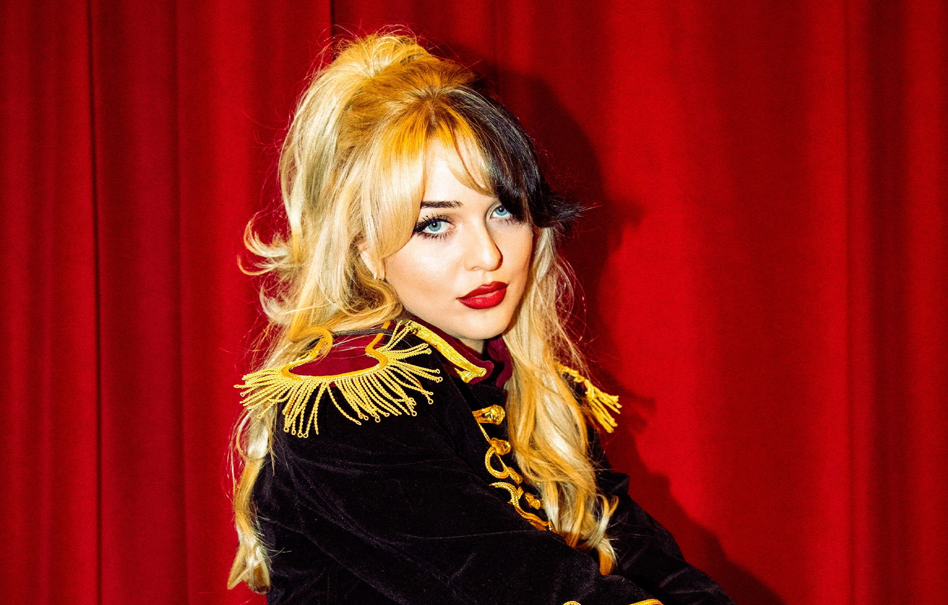 La chanteuse Luvcat (1).