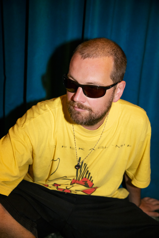 Le DJ et producteur Myd à Paris le 11 juin 2025 © Nathan Merchadier pour Numéro.com.