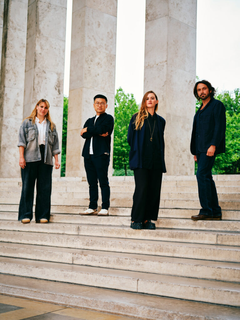 Les finalistes du Prix Marcel Duchamp 2025 : Eva Nielsen, Xie Lei, Bianca Bondi et Lionel Sabatté. © Paris Musées Guillaume Blot.