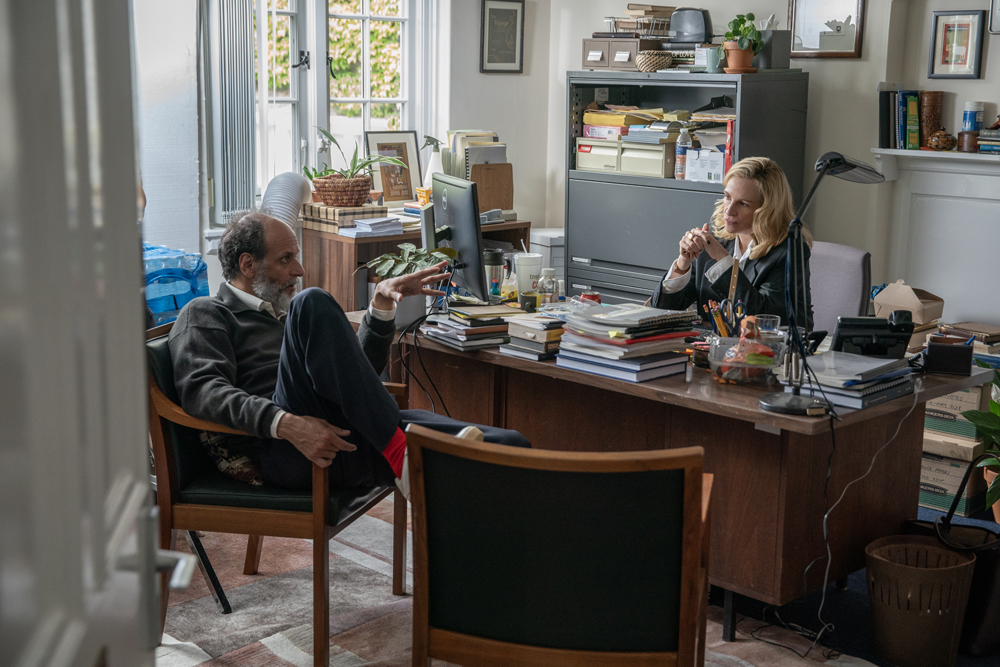 Director Luca Guadagnino and actress Julia Roberts on the set of AFTER THE HUNT, produced by Amazon MGM Studios. Credits: Yannis Drakoulidis. © 2025 Amazon Content Services LLC. All rights reserved.