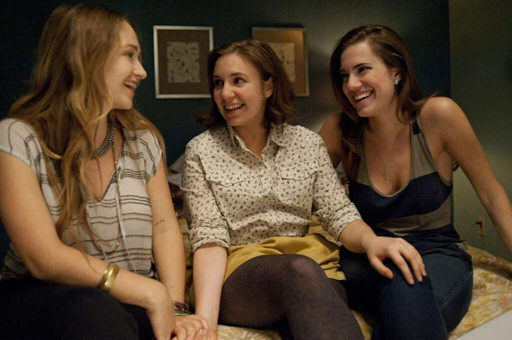 Photo des actrices Jemima Kirke, Lena Dunham et Allison Williams dans la saison 1 de la série Girls (2012).