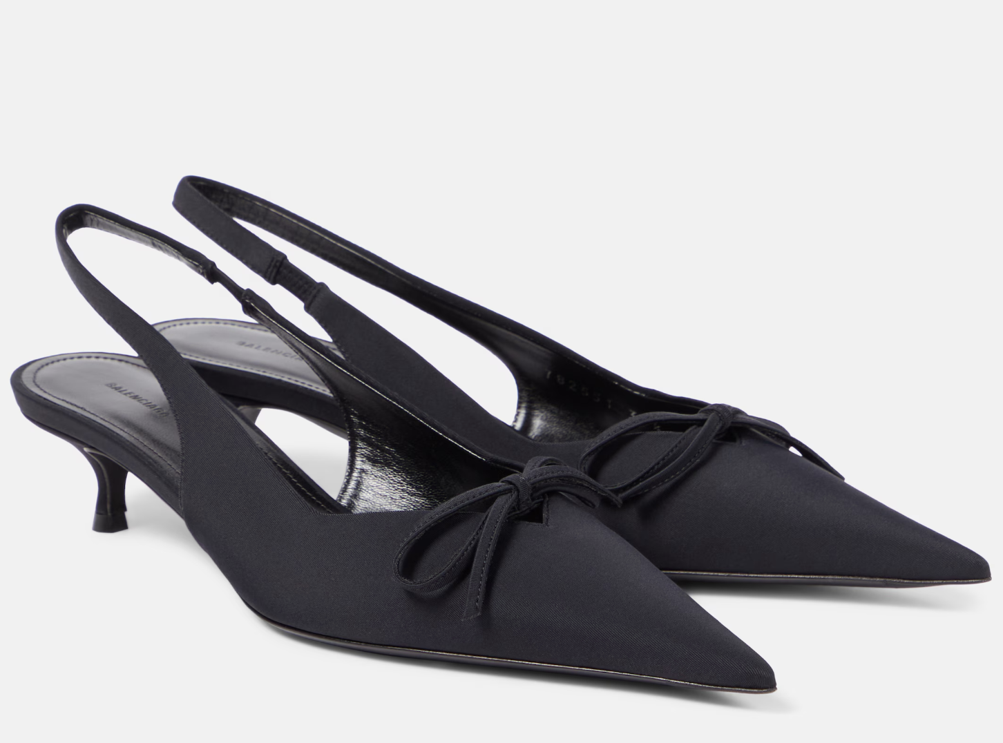 slingbacks noires à nœud balenciaga officewear 2025