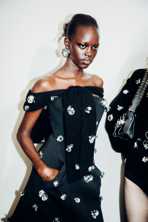 tendance make-up défilé blumarine automne-hiver 2025-2026