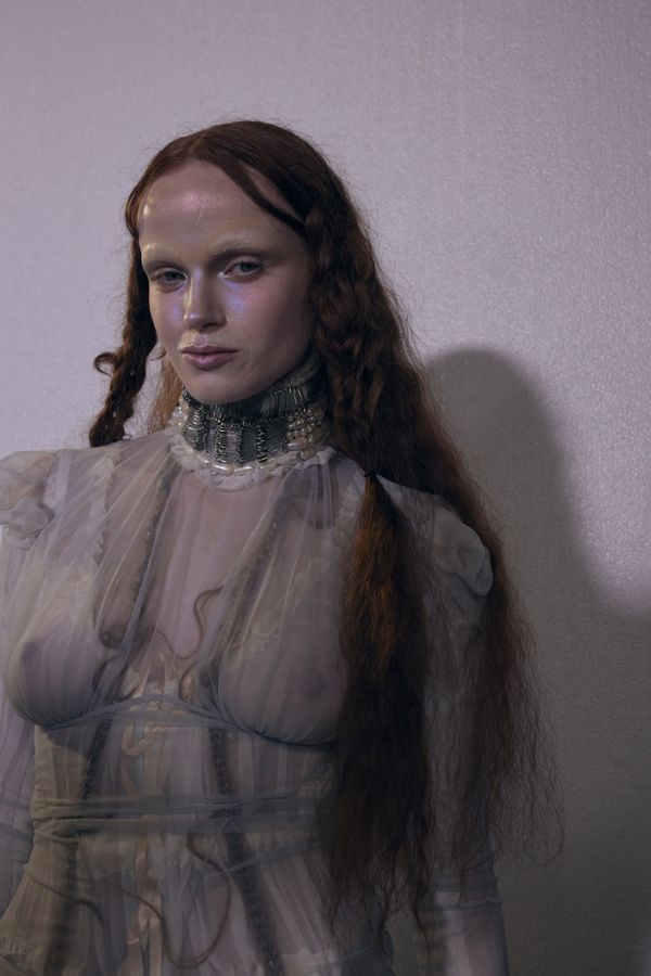 tendance make-up défilé dilara findikoglu automne-hiver 2025-2026