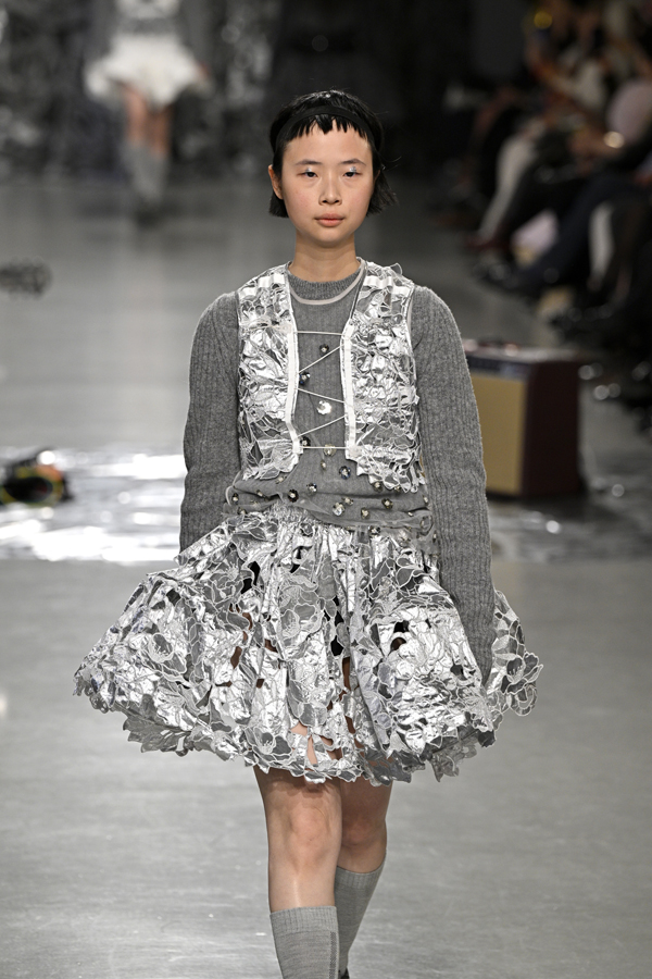 tendance make-up défilé cecilie bahnsen automne-hiver 2025-2026