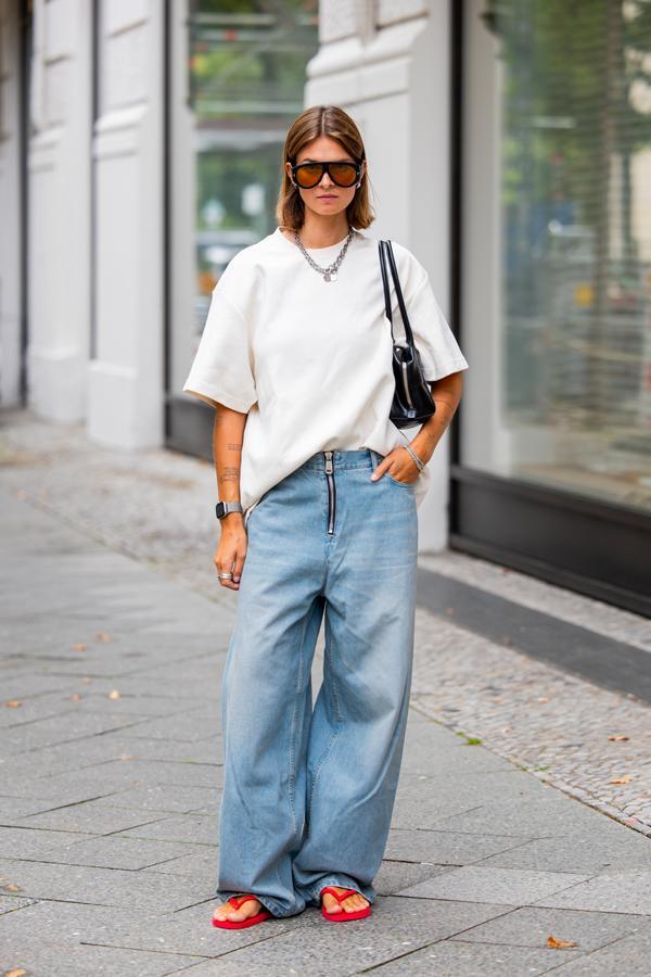streetstyle à berlin tongs tendance printemps-ete 2026