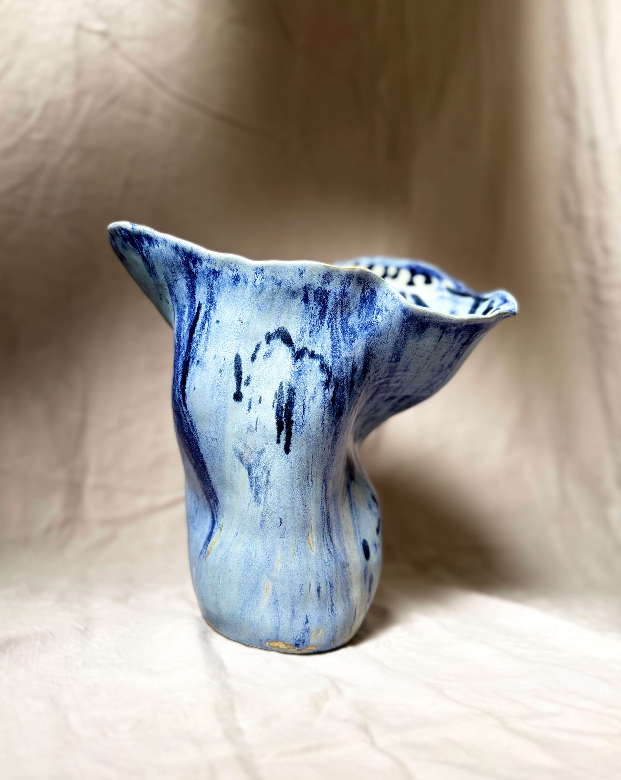 œuvre de Constance Charvin, Vase Seaflower dans l'exposition 1000 vases pour la Paris Design Week 2025