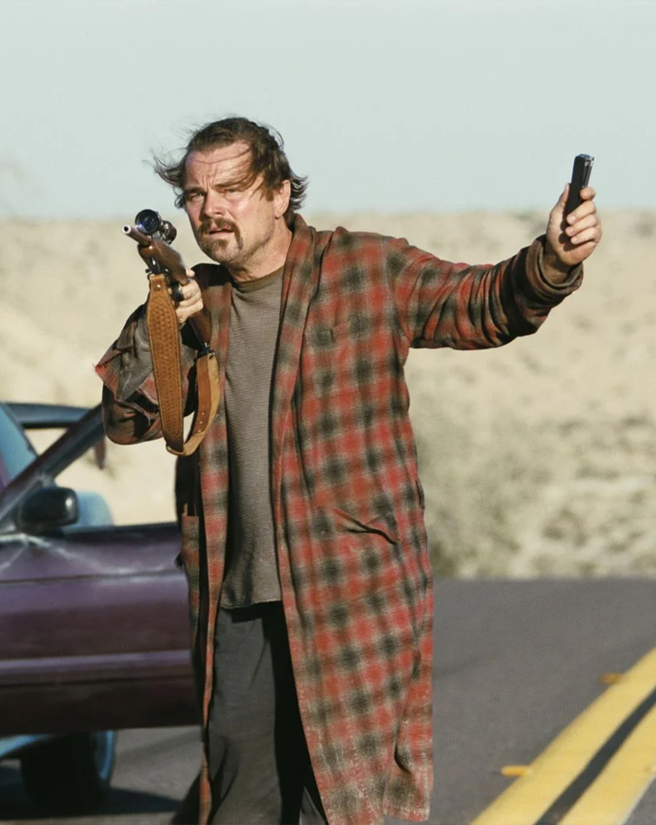 Leonardo DiCaprio dans le film Une bataille après l'autre (2025) © Warner Bros.