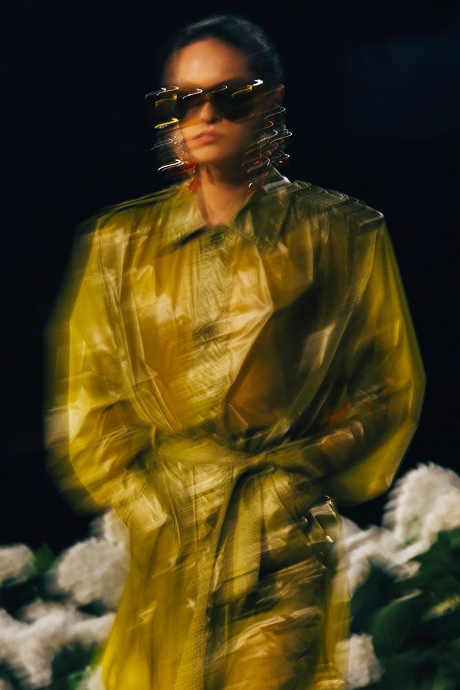 Robes rive gauche du défilé Saint Laurent printemps-été 2026.