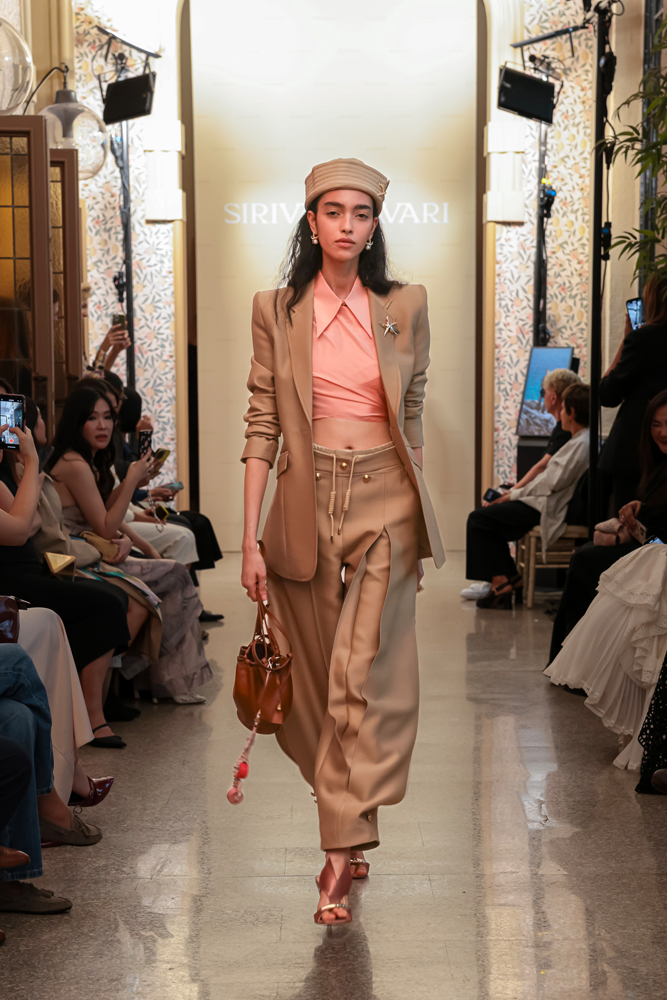 Le défilé Sirivannavari printemps-été 2026 à la Fashion Week de Milan