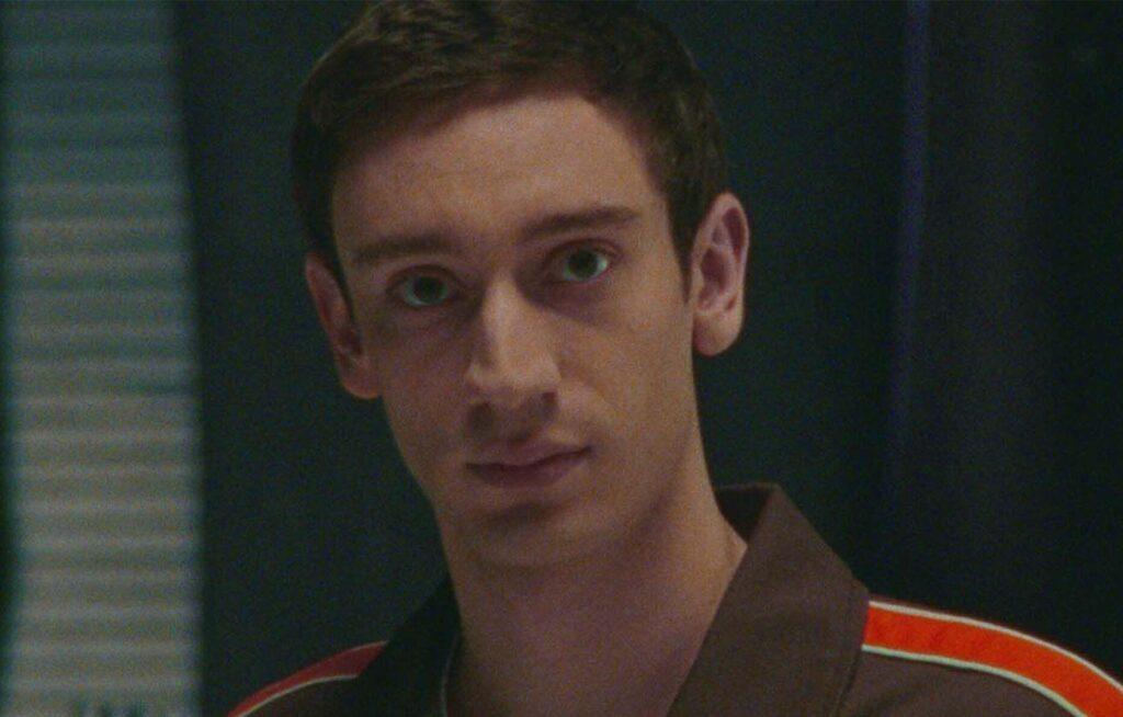 Théodore Pellerin dans le film Lurker © Mubi.