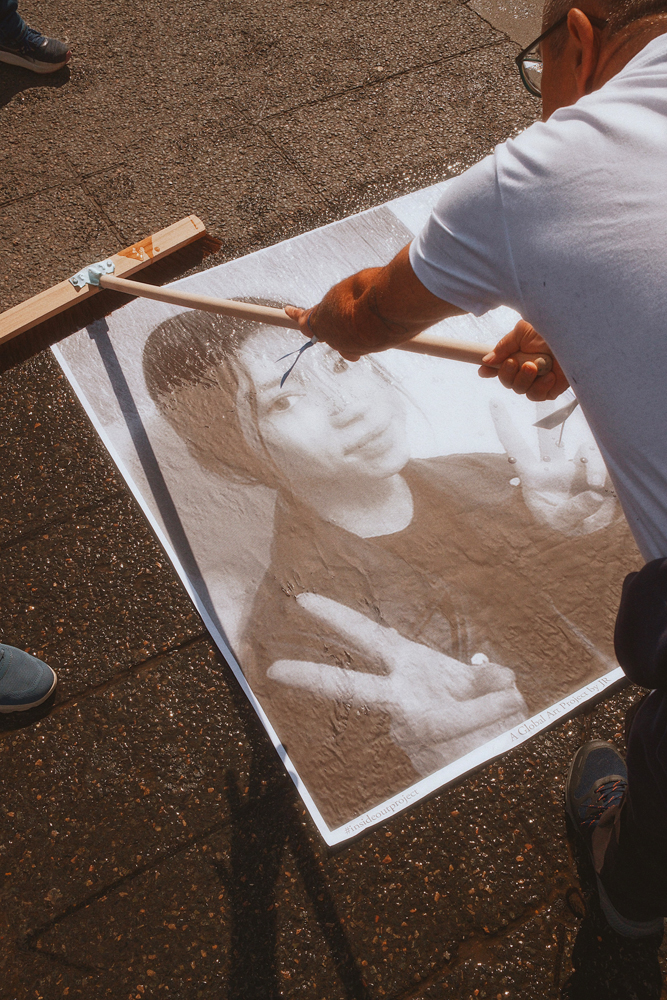 La performance Alive par l'association Antoine Alléno et l'artiste JR.