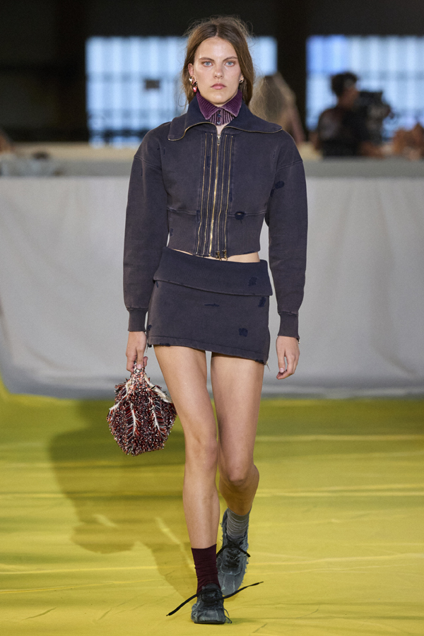 défilé desigual studio 2025 à barcelone 