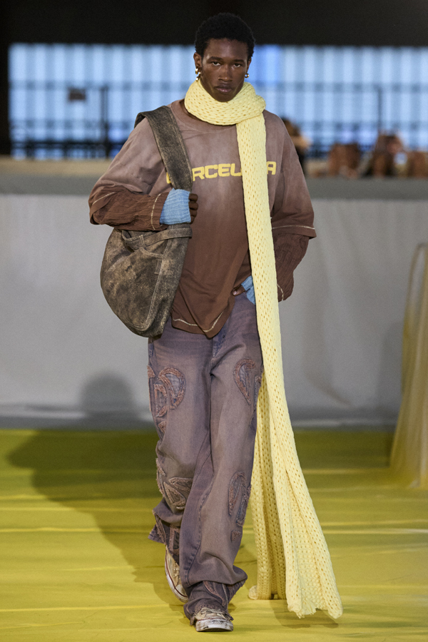 défilé desigual studio 2025 à barcelone 