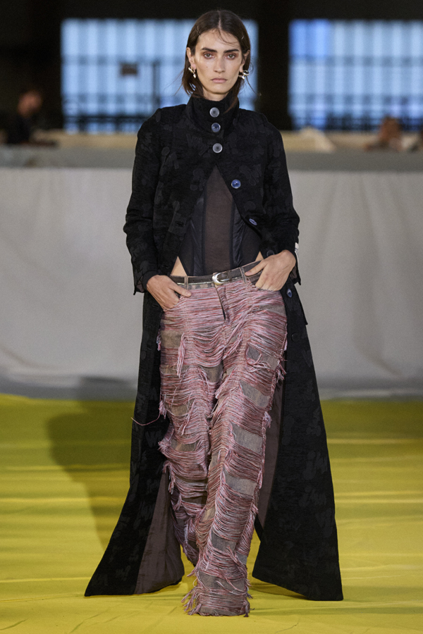 défilé desigual studio 2025 à barcelone 