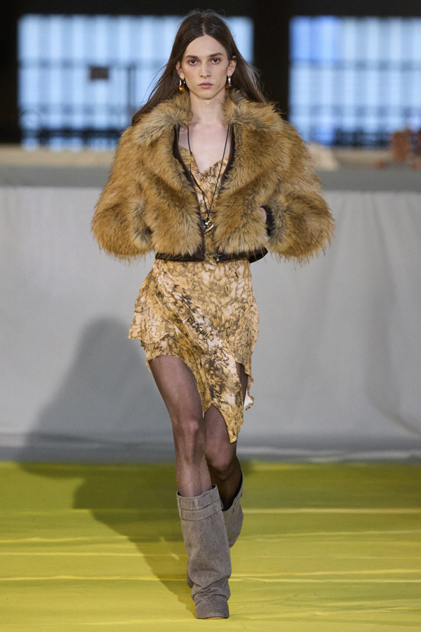 défilé desigual studio 2025 à barcelone 