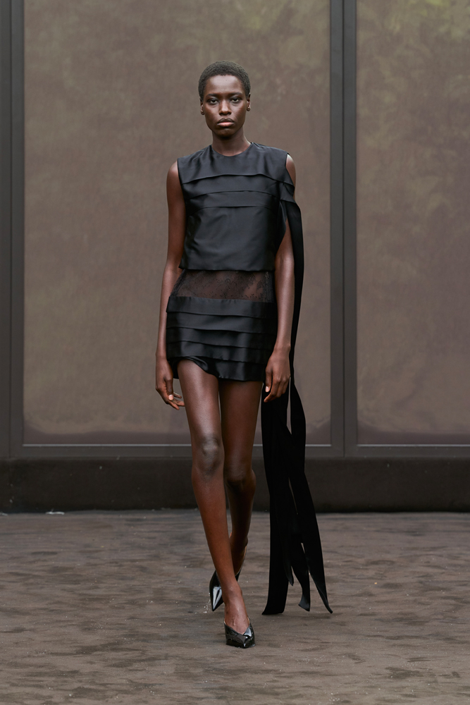 Le défilé Ferragamo printemps-été 2026 à la Fashion Week de Milan