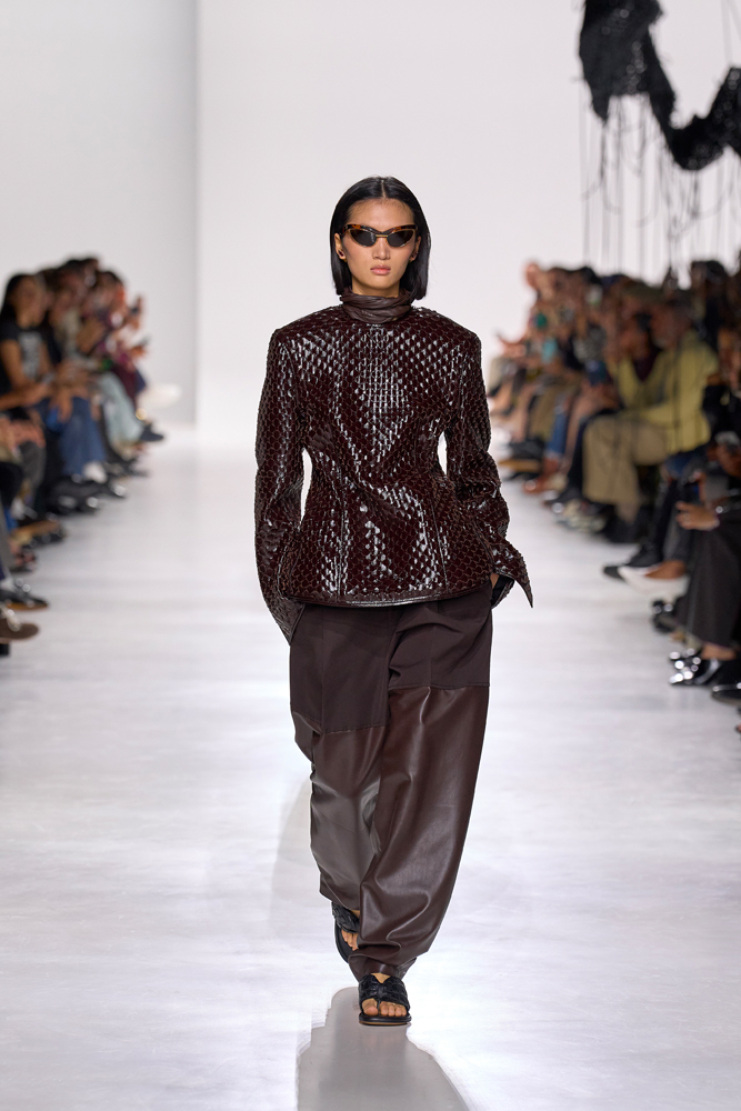 Le défilé Bottega Veneta printemps-été 2026 par Louise Trotter à la Fashion Week de Milan