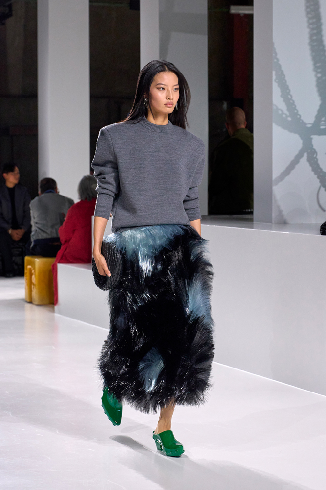 Le défilé Bottega Veneta printemps-été 2026 par Louise Trotter à la Fashion Week de Milan