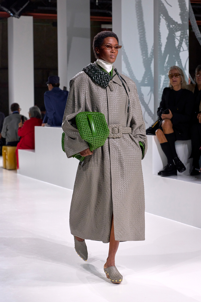 Le défilé Bottega Veneta printemps-été 2026 par Louise Trotter à la Fashion Week de Milan
