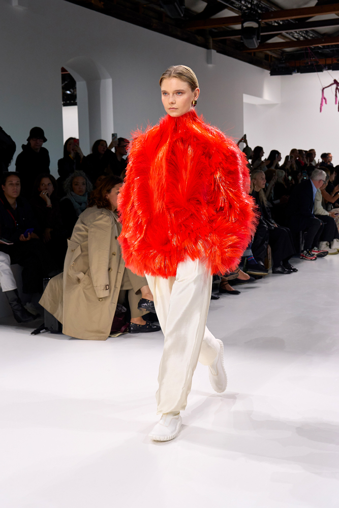 Le défilé Bottega Veneta printemps-été 2026 par Louise Trotter à la Fashion Week de Milan