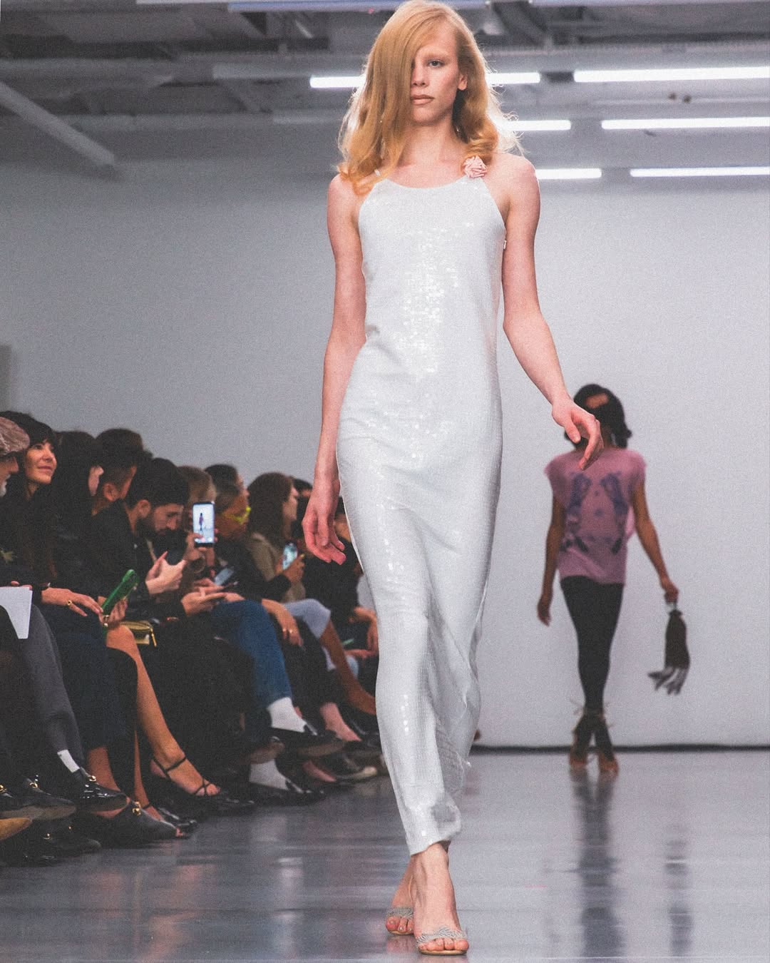 Le défilé Conner Ives printemps-été 2026 à la Fashion Week de Londres