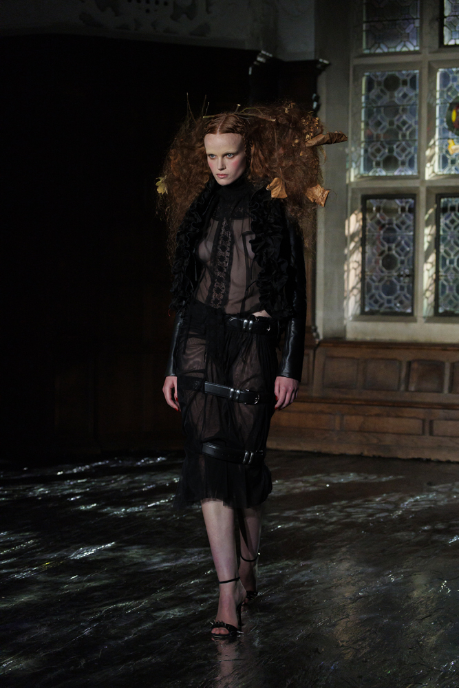 Le défilé Dilara Findigoklu printemps-été 2026 à la Fashion Week de Londres