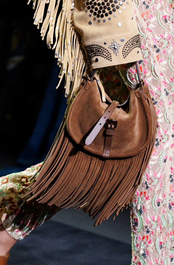 sacs à franges défilé etro printemps-été 2026 fashion week milan