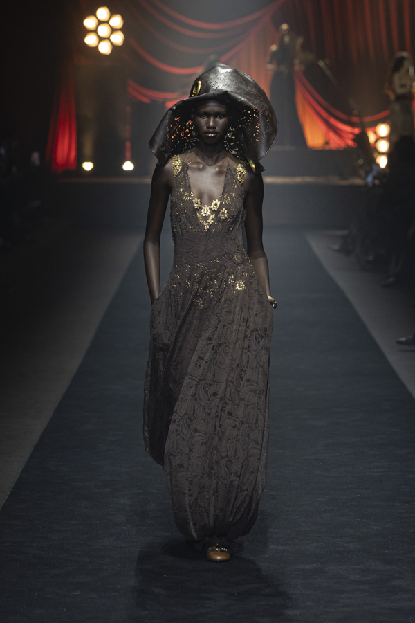 défilé etro printemps-été 2026 fashion week de milan