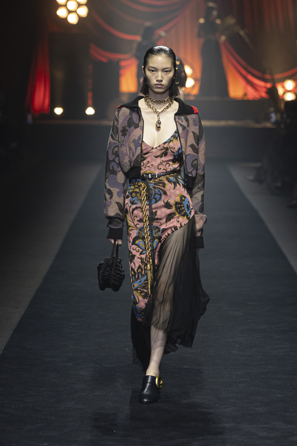 défilé etro printemps-été 2026 fashion week de milan