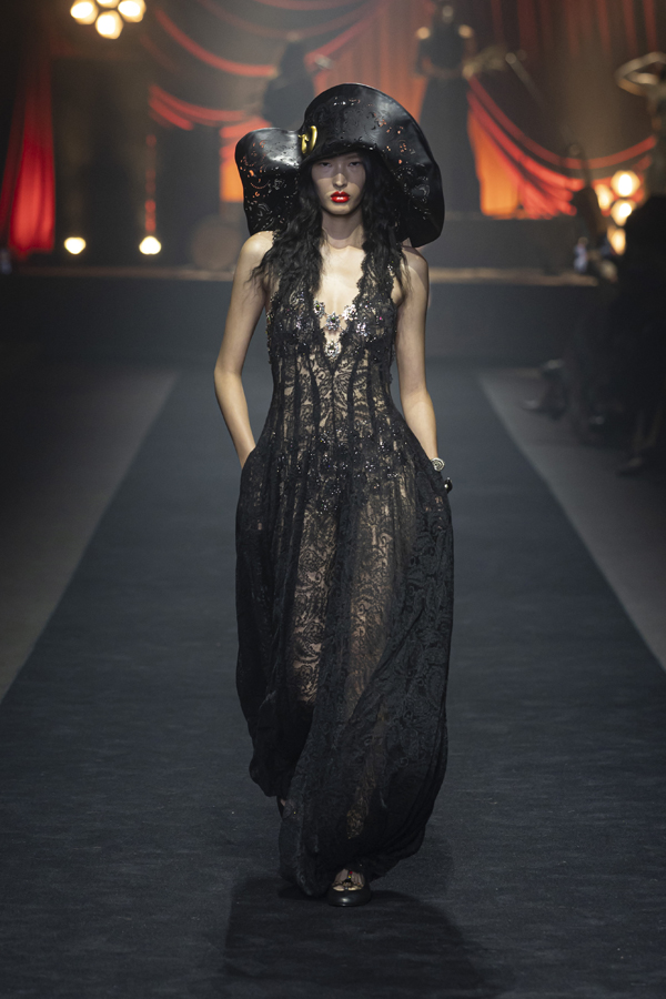 défilé etro printemps-été 2026 fashion week de milan