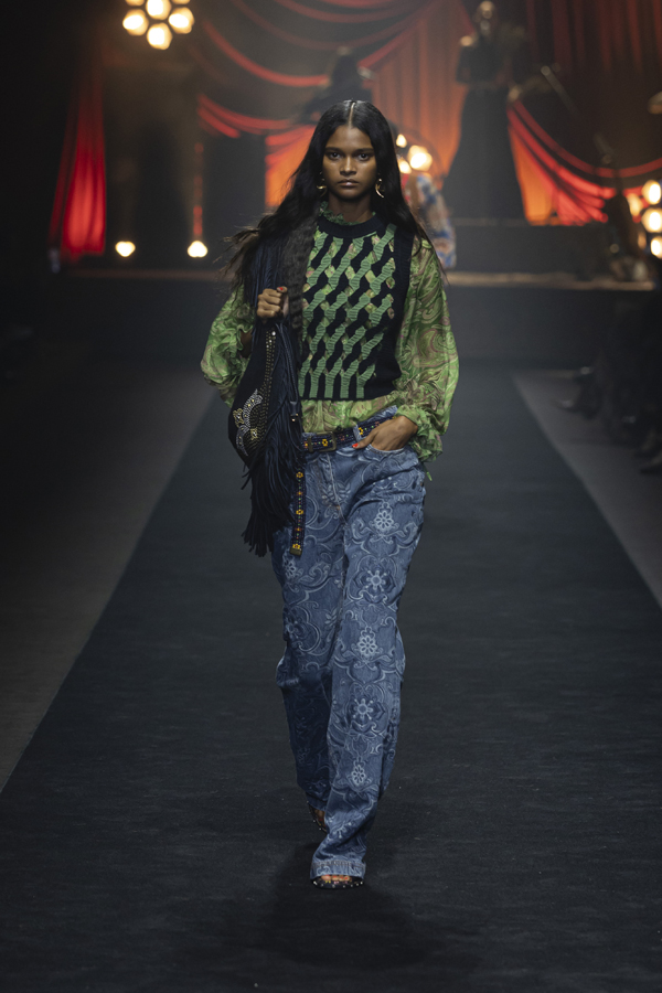 défilé etro printemps-été 2026 fashion week de milan