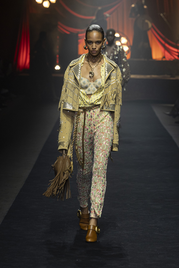 défilé etro printemps-été 2026 fashion week de milan