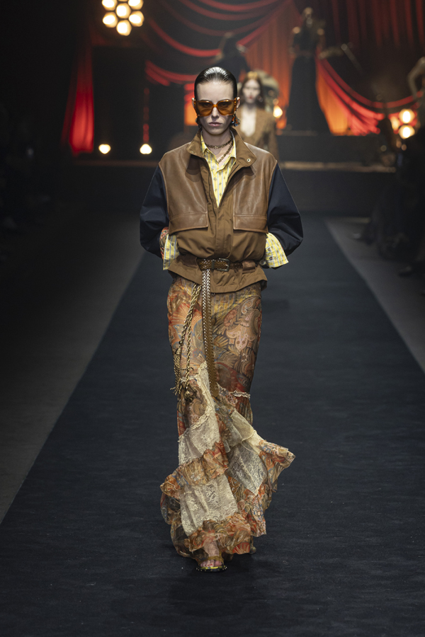 défilé etro printemps-été 2026 fashion week de milan